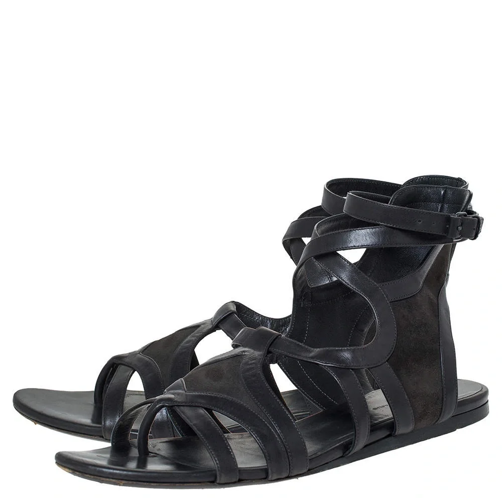 Balenciaga Black Leather Gladiator Flat Sandals Size 38 (SMALL PUNCTURE ON HEEL) - Picture 3 of 12